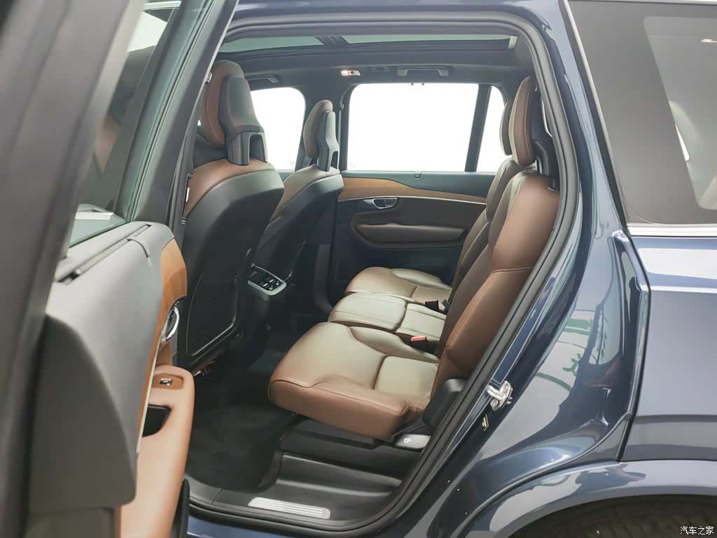 Volvo XC90, 2022 15
