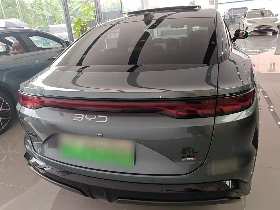 BYD Han L