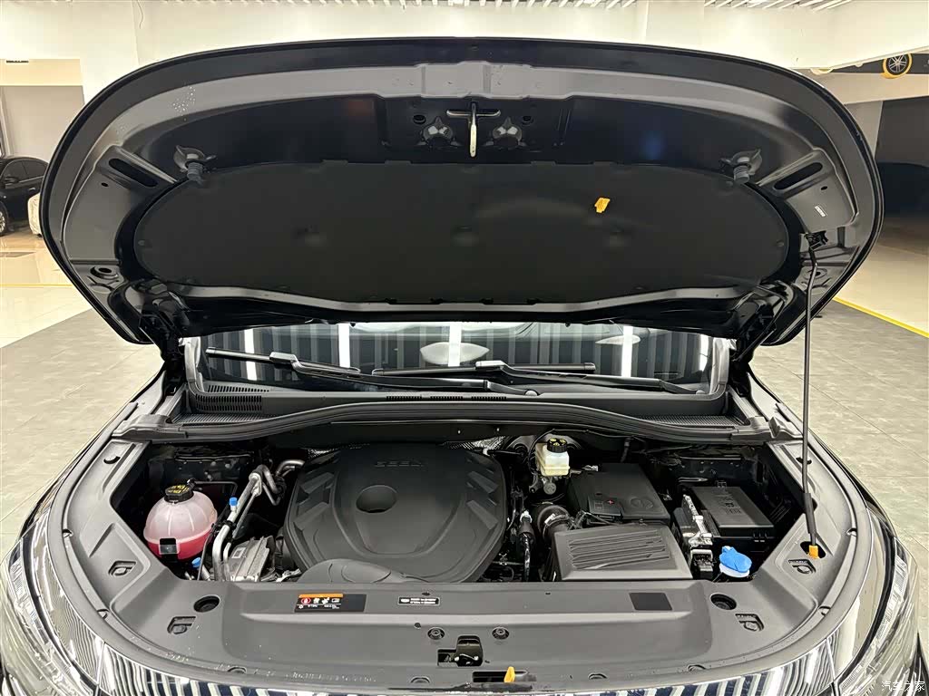 Geely Haoyue, 2025 21