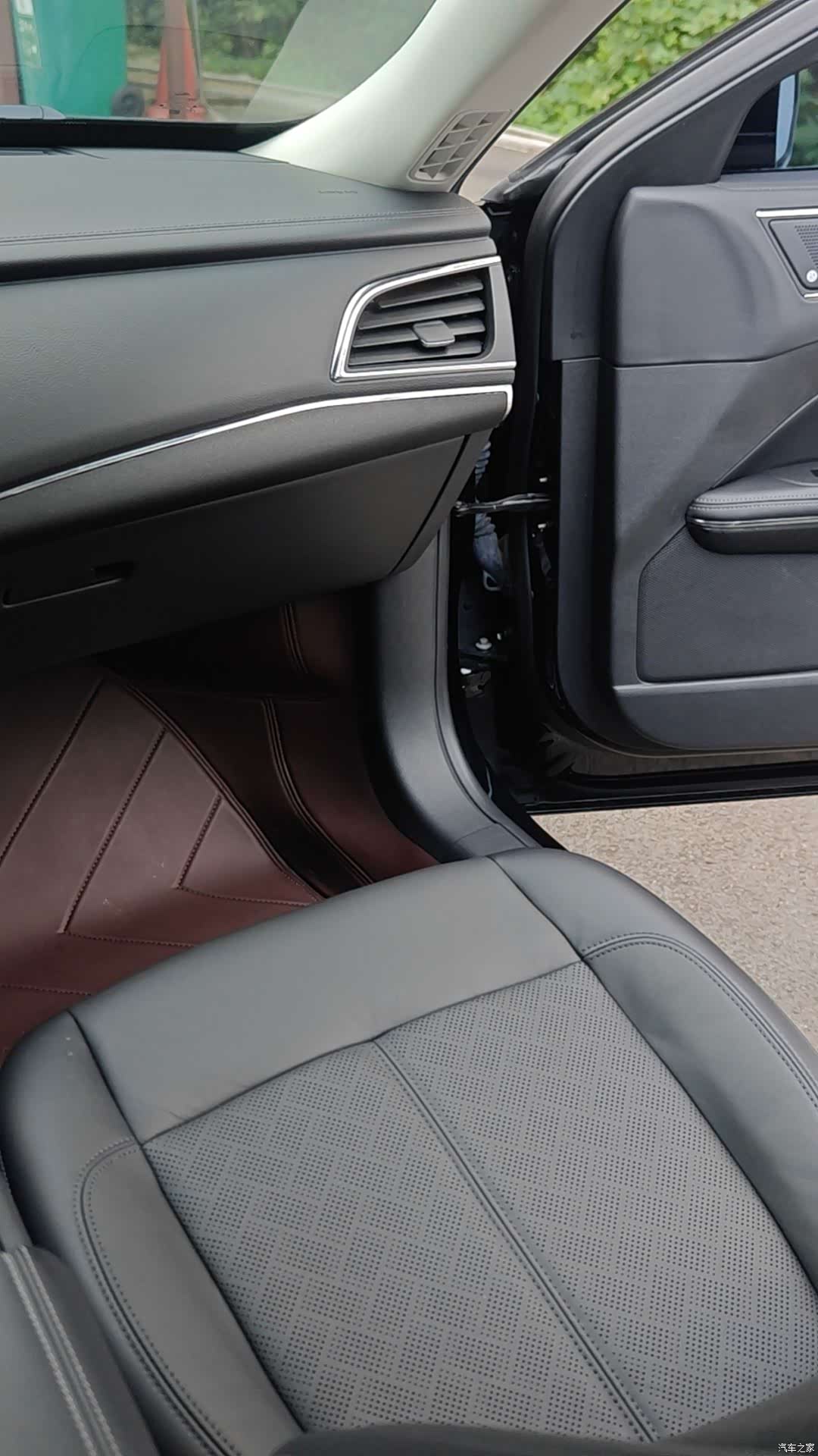 Ford Taurus, 2022 9