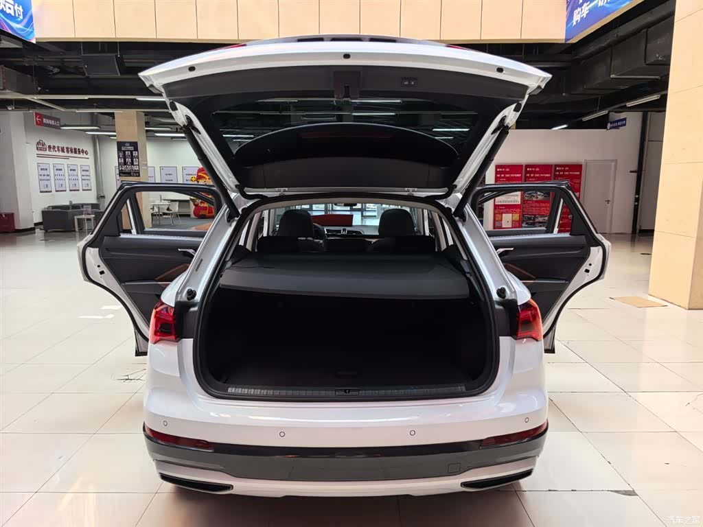 Audi Q3, 2020 18