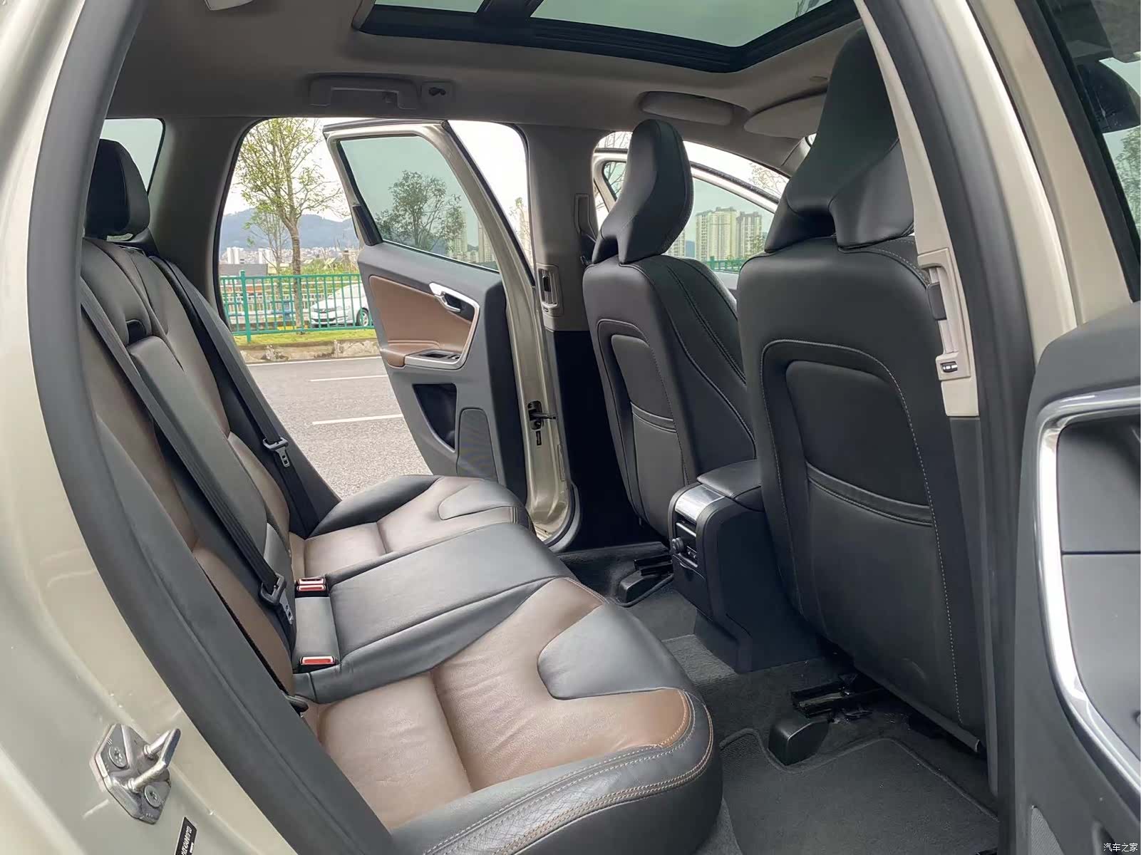 Volvo XC60, 2017 8