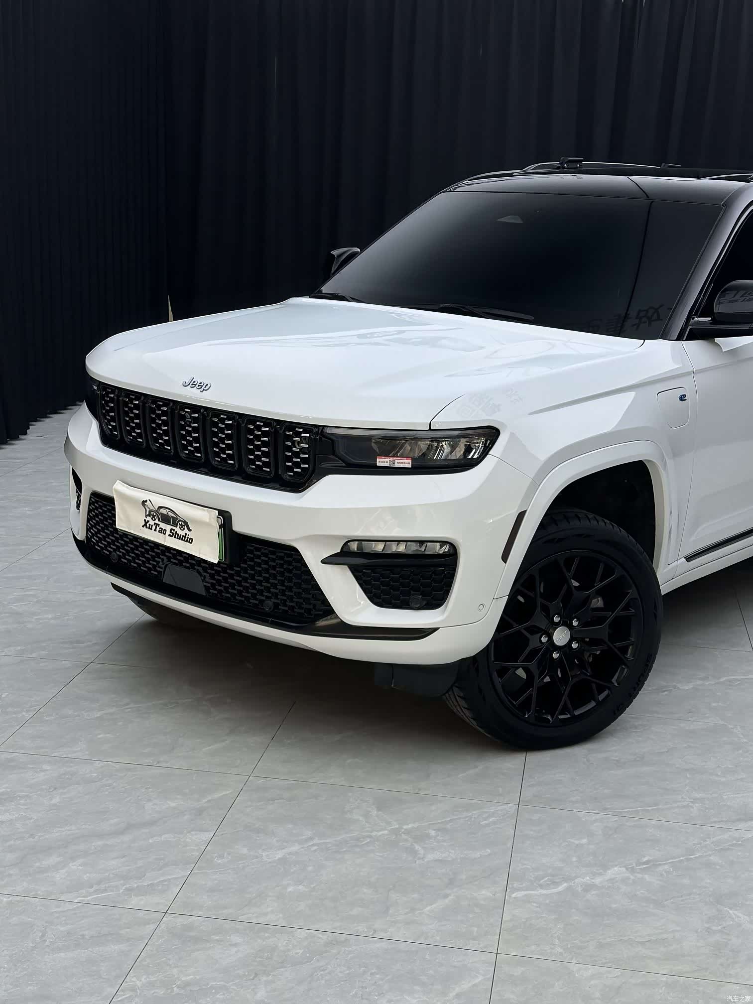 Jeep Grand Cherokee, 2023 2