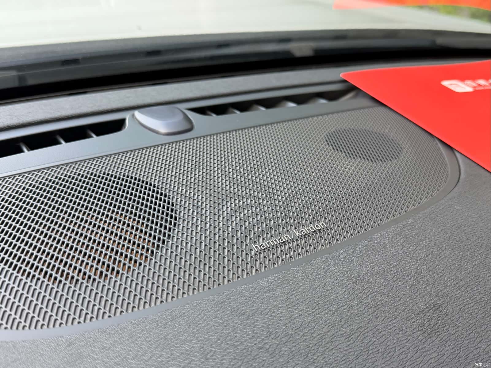 Volvo V90, 2019 17