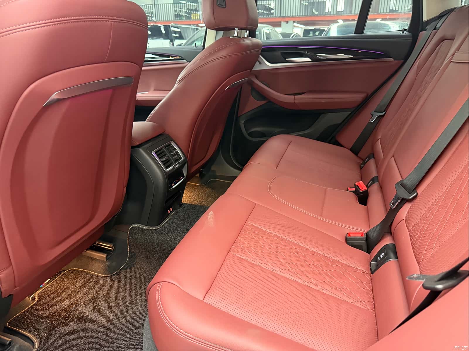 BMW iX3, 2023 9