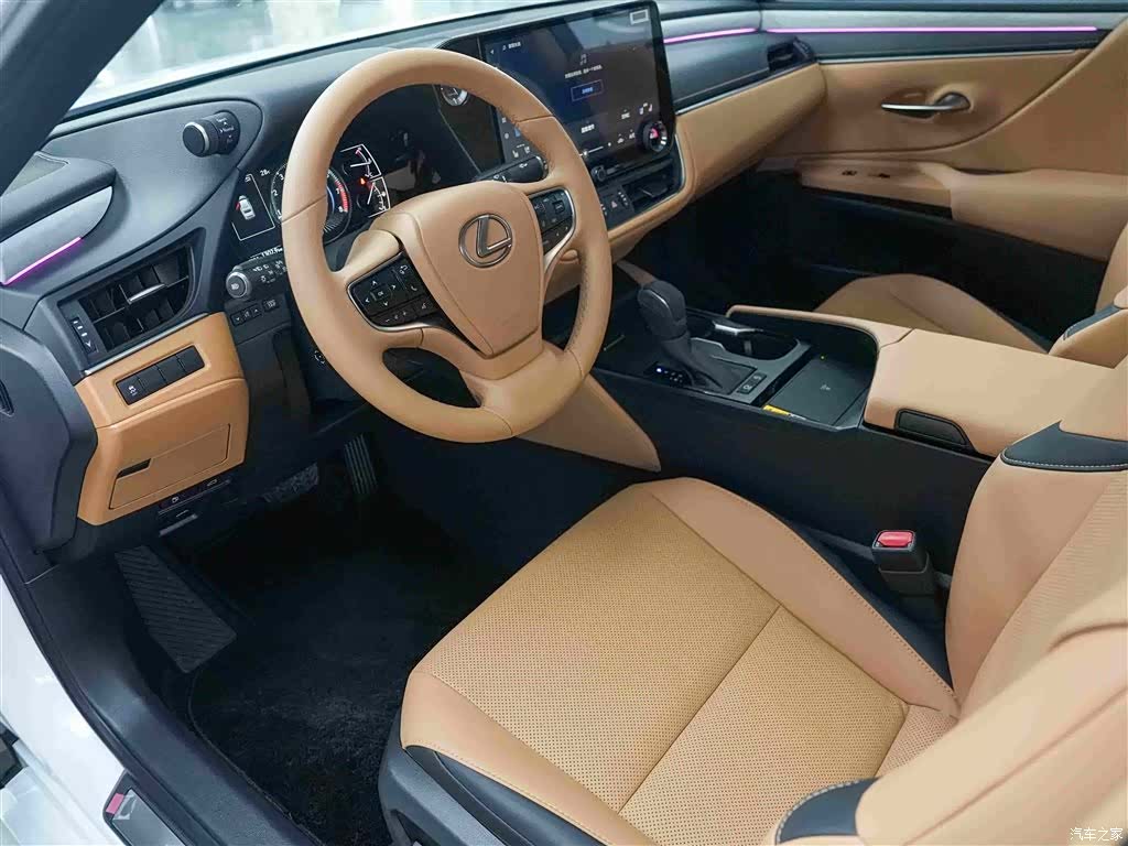 Lexus ES, 2026 8