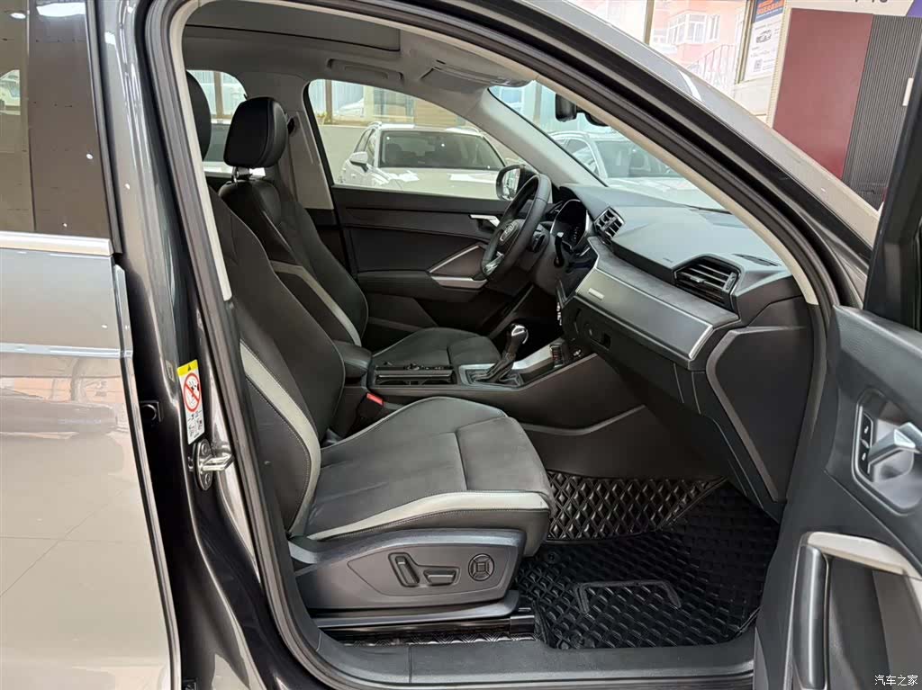 Audi Q3, 2023 21