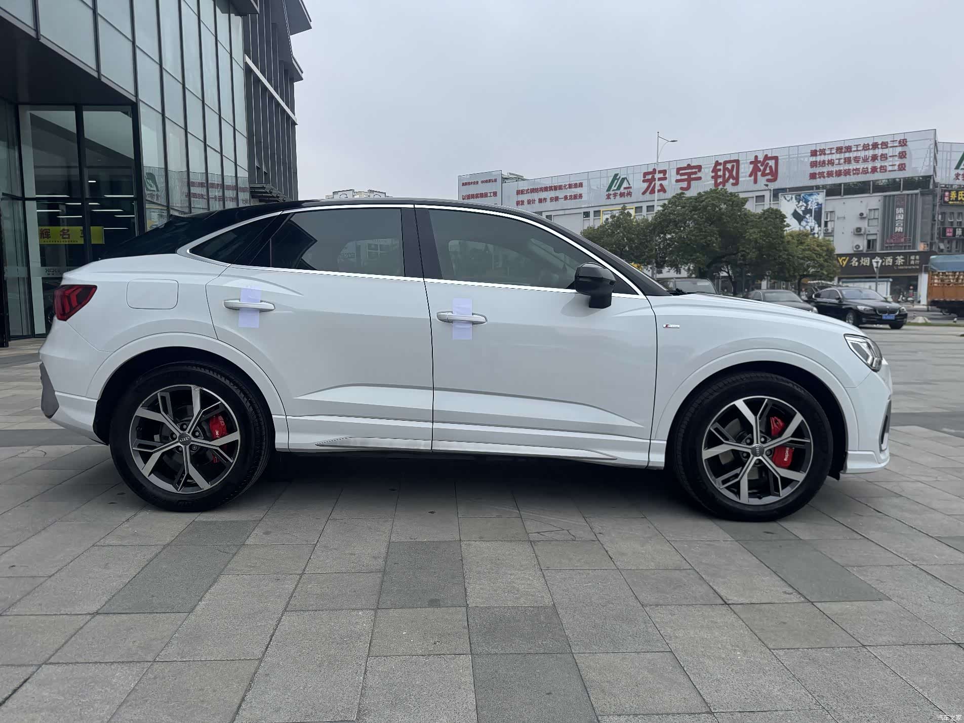Audi Q3, 2021 6