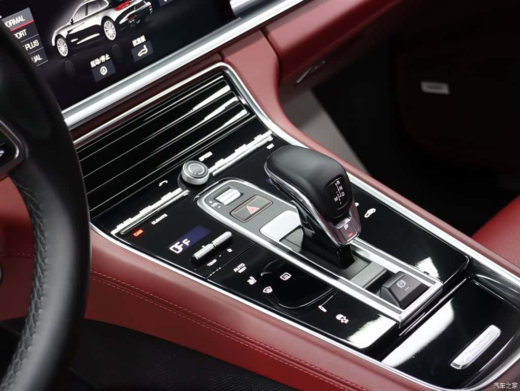 Porsche Panamera, 2018 9
