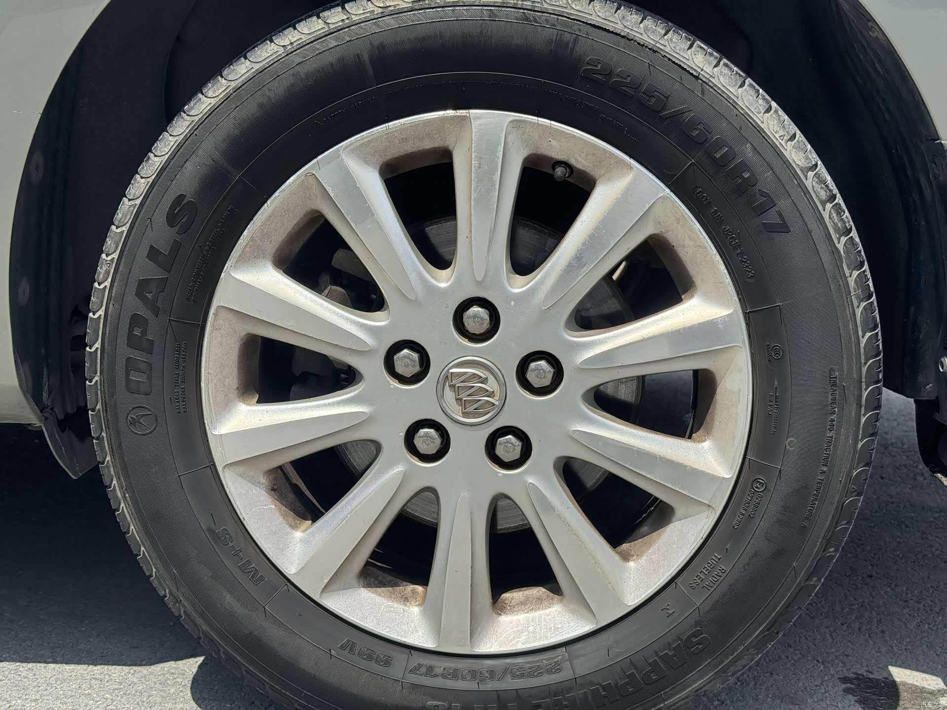 Buick GL8, 2012 29