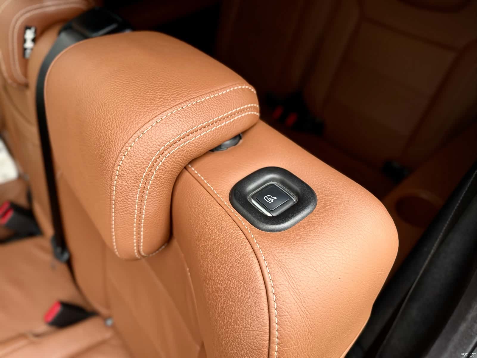 Mercedes-Benz GLS, 2018 17