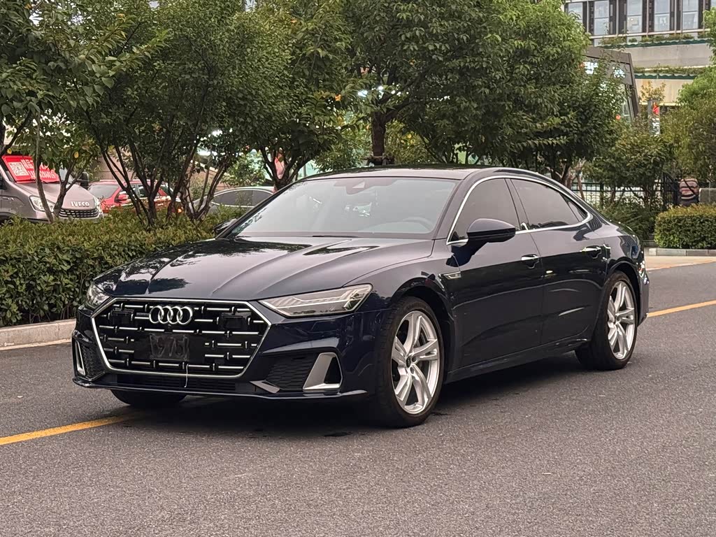 Audi A7L