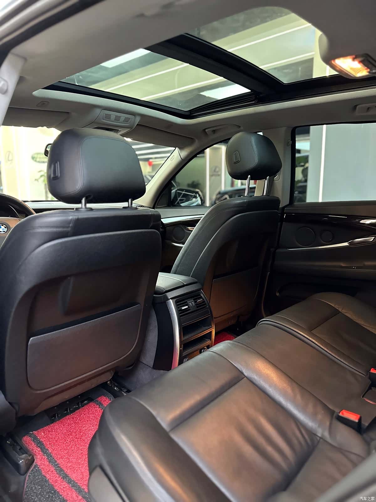 BMW 5 Series, 2016 16
