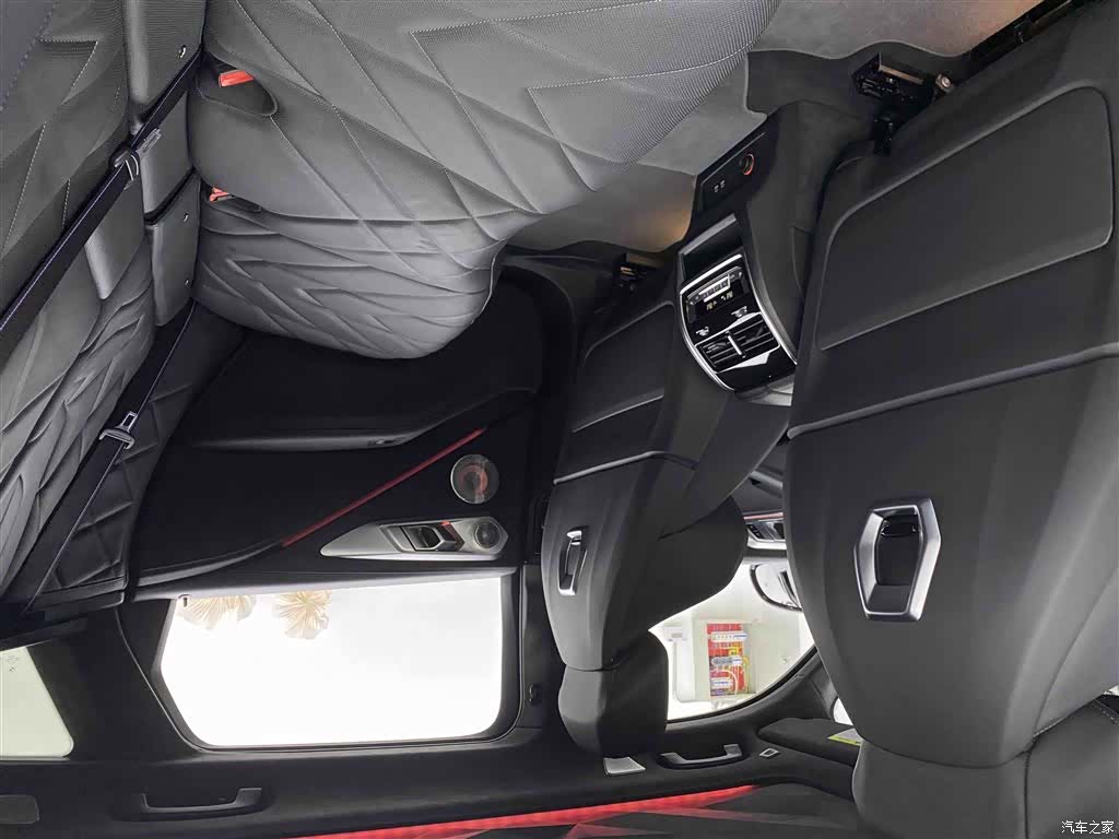 BMW XM, 2023 7