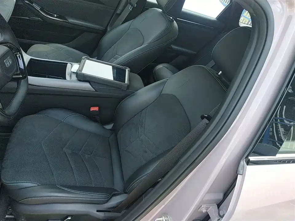 Geely Galaxy Galaxy L6