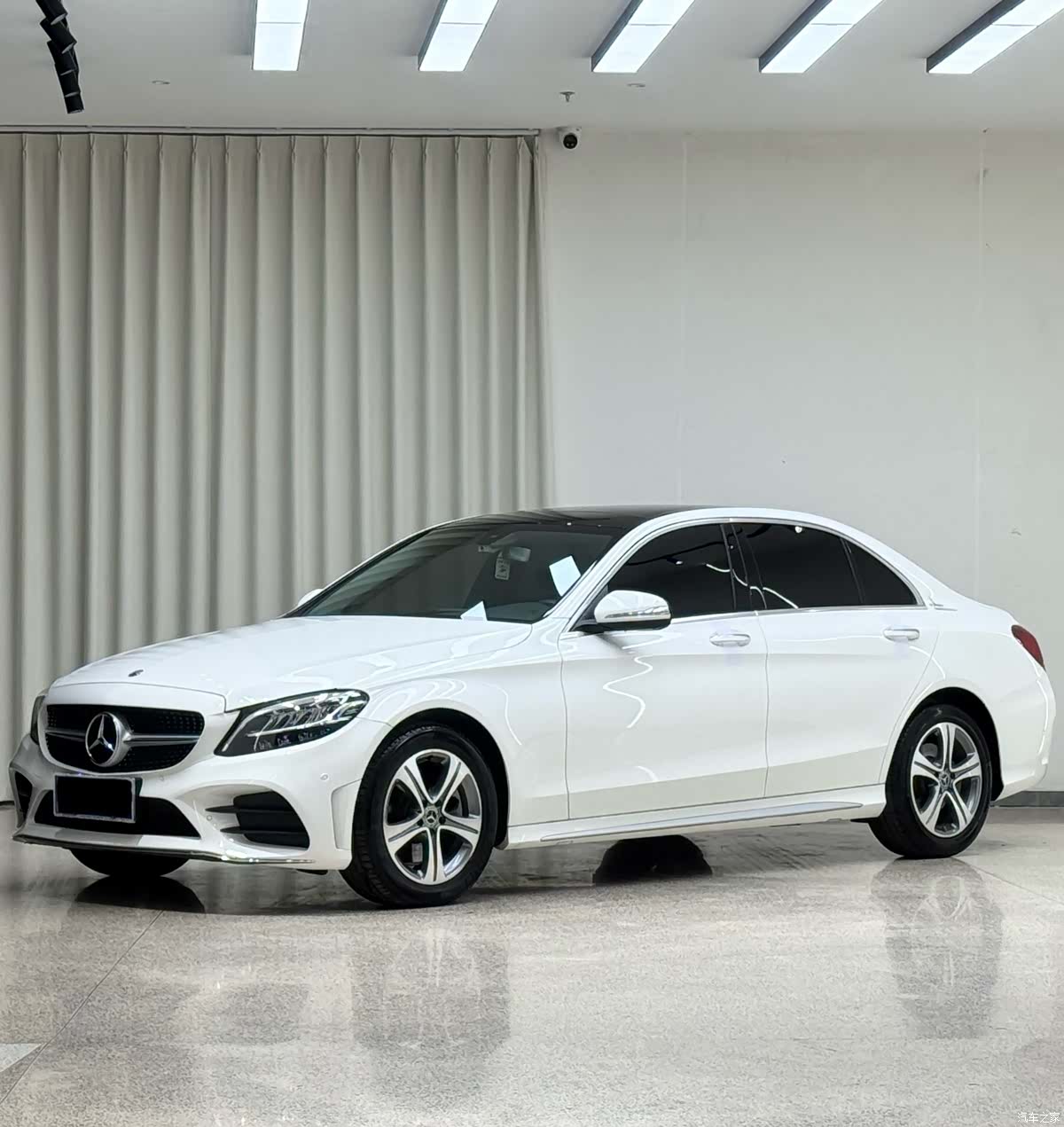 Mercedes-Benz C-Class, 2019 1