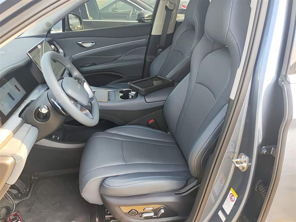 BYD Sea Lion 07 DM-i