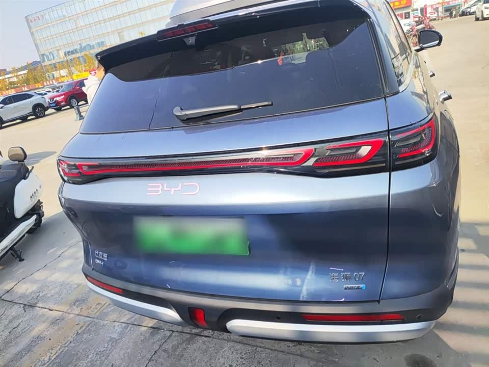 BYD Sea Lion 07 DM-i