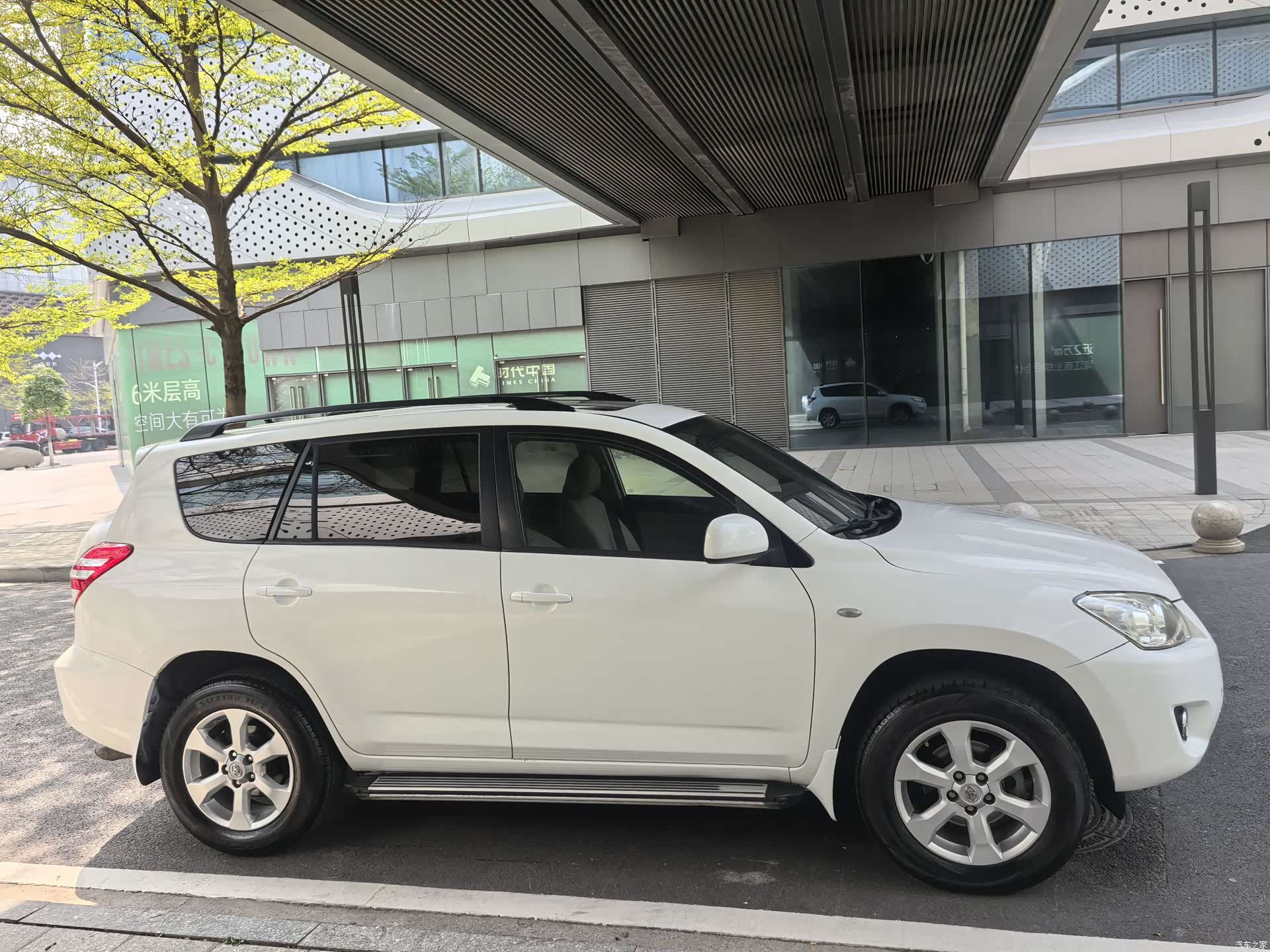 Toyota RAV4, 2011 все фото
