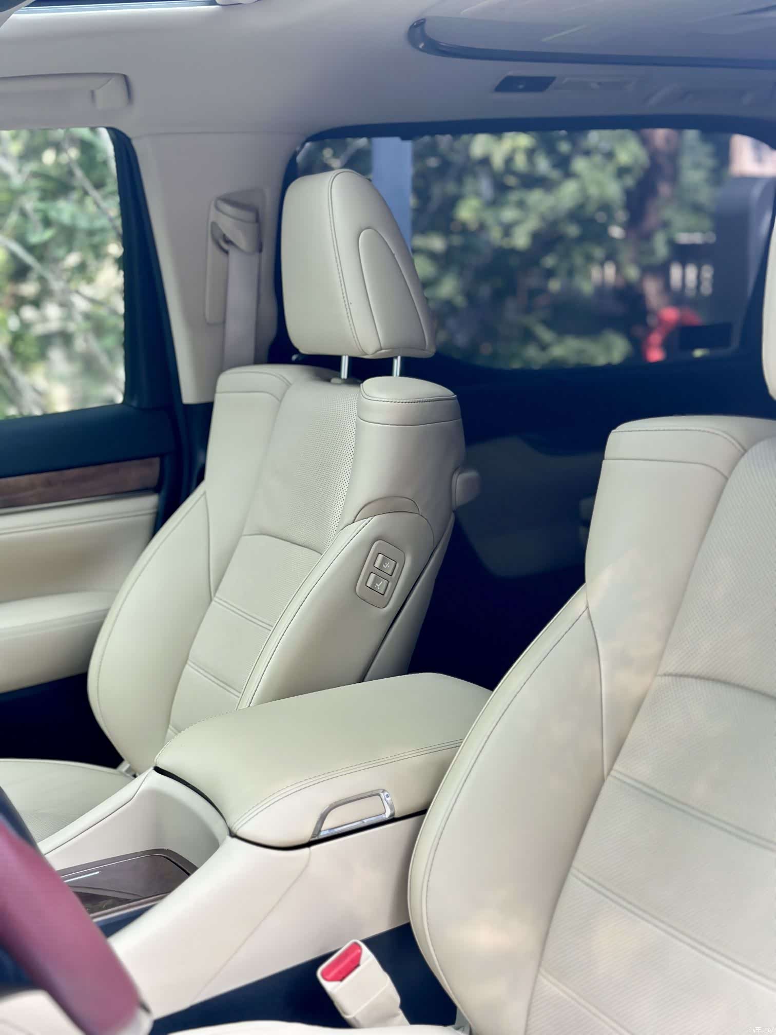 Toyota Alphard, 2017 15