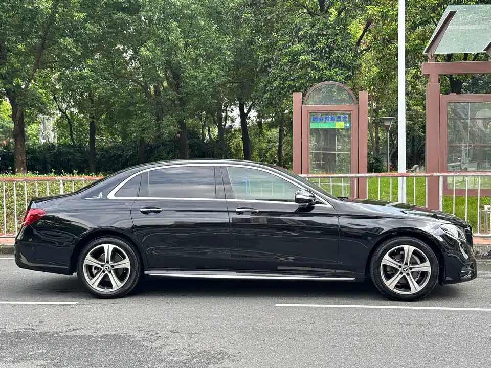Mercedes-Benz E-class Mercedes-Benz E-class