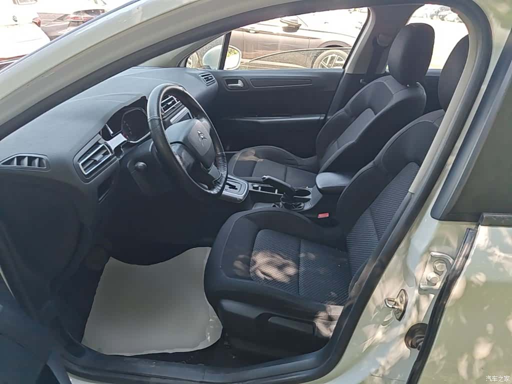 Citroen C4, 2016 11