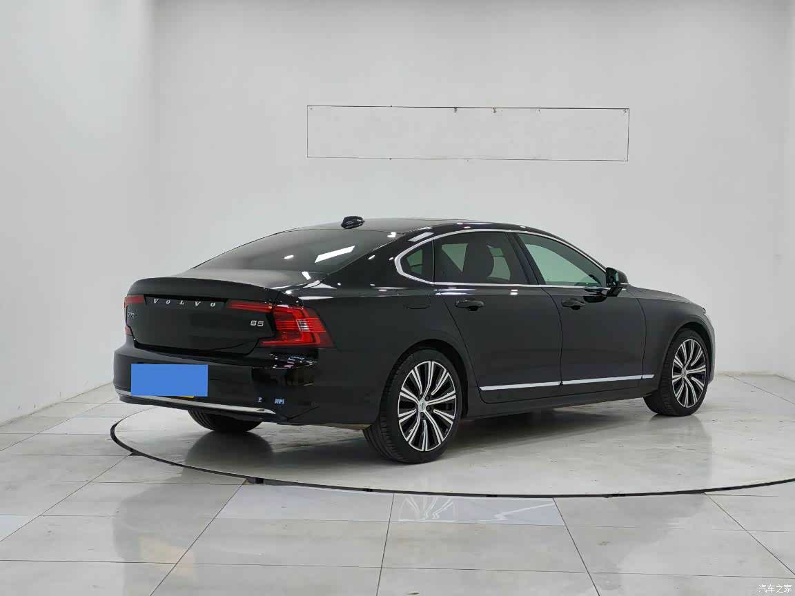 Volvo S90, 2024 4