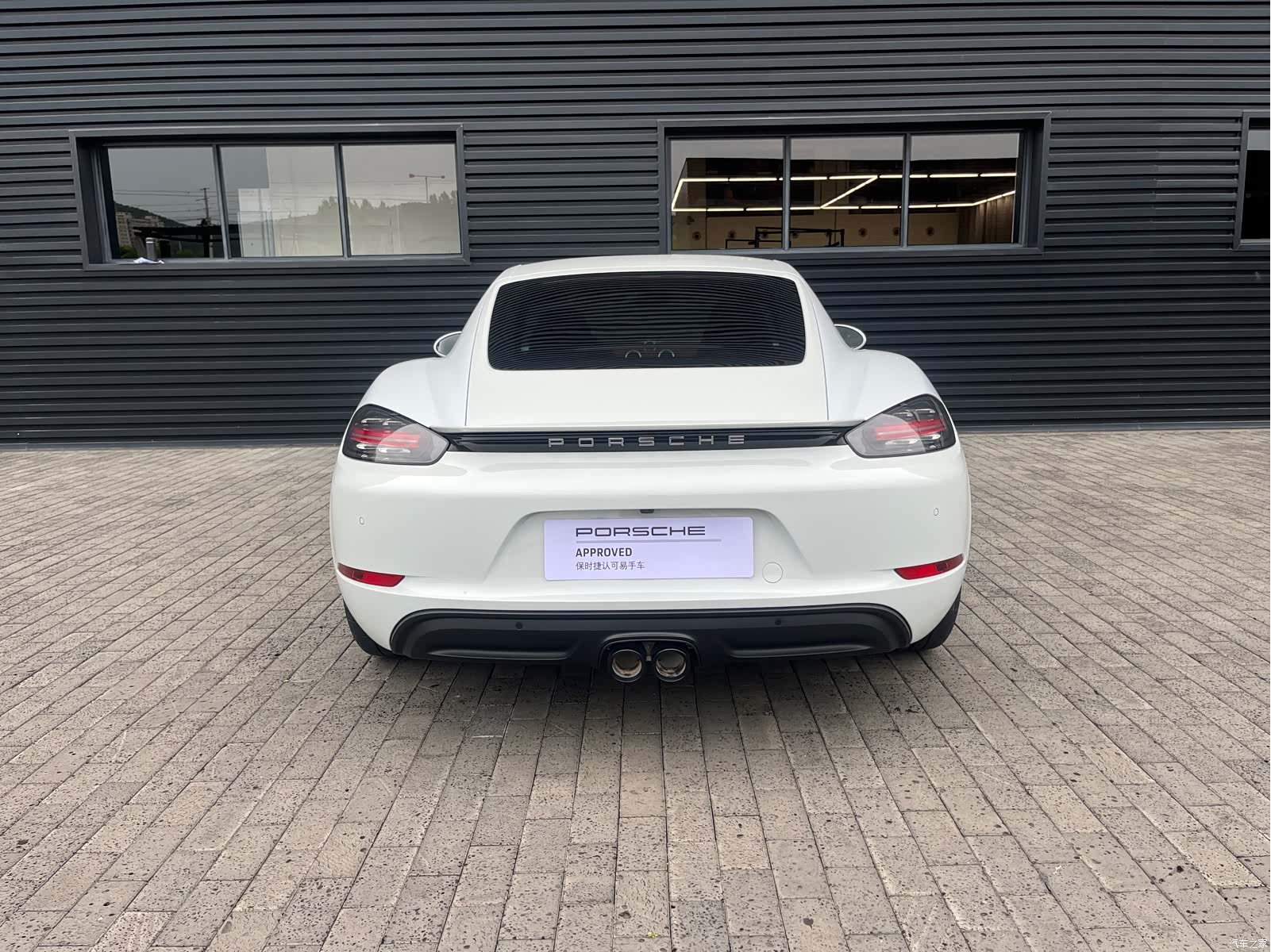 Porsche Cayman, 2022 4