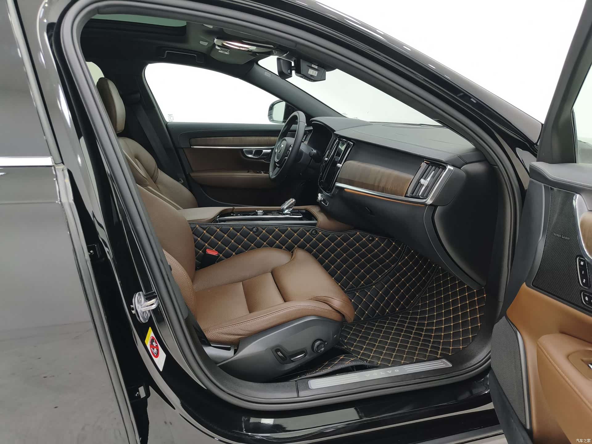 Volvo S90, 2024 11
