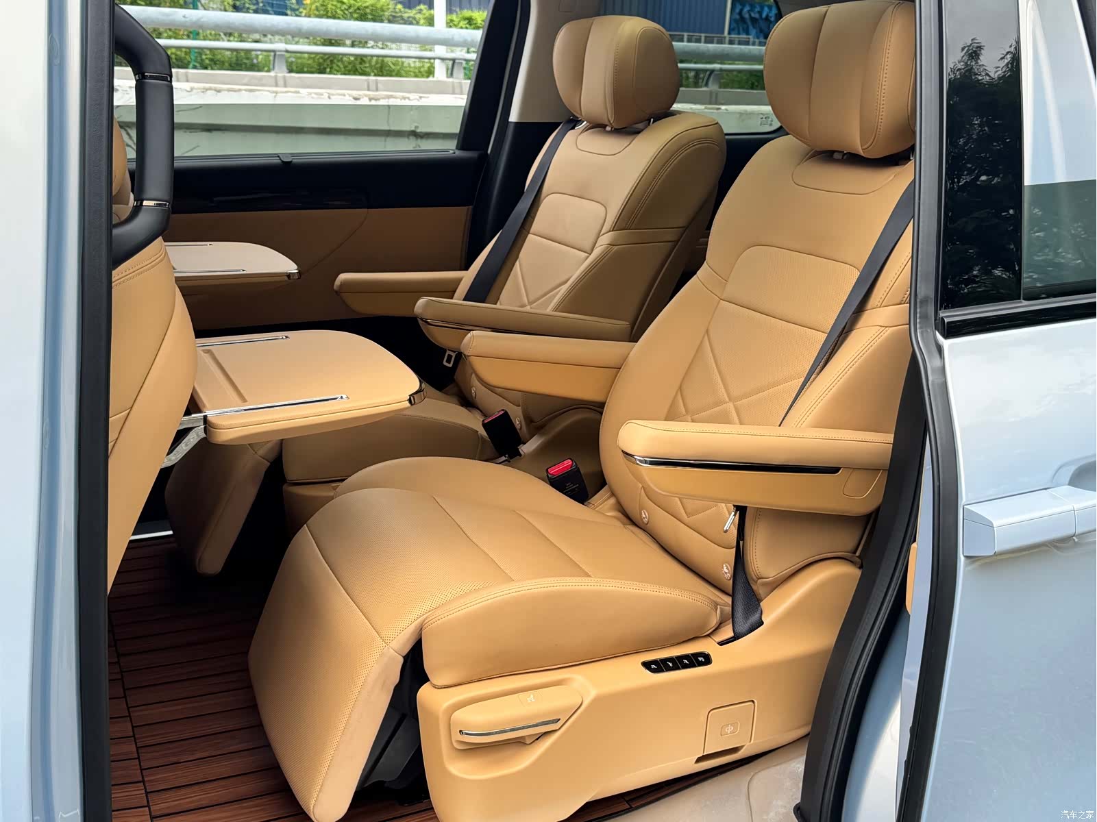 Trumpchi E8, 2024 все фото