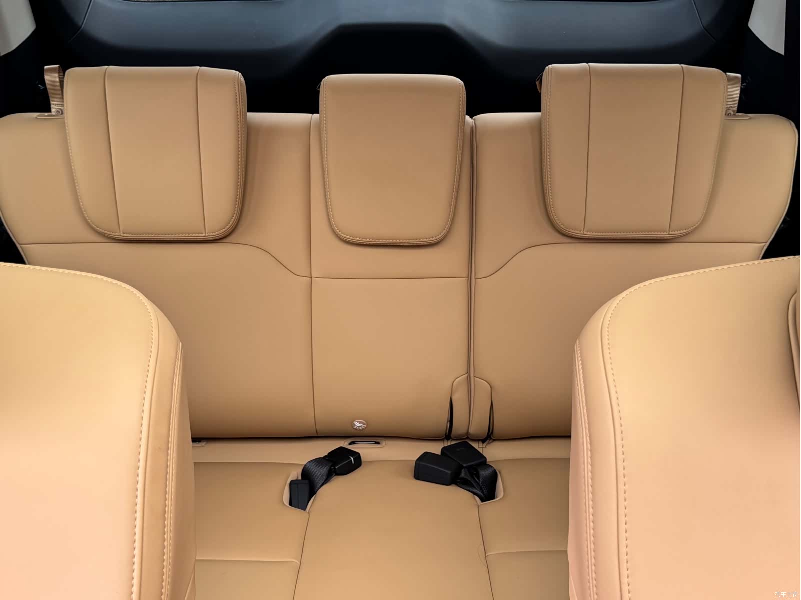 Trumpchi E8, 2024 6