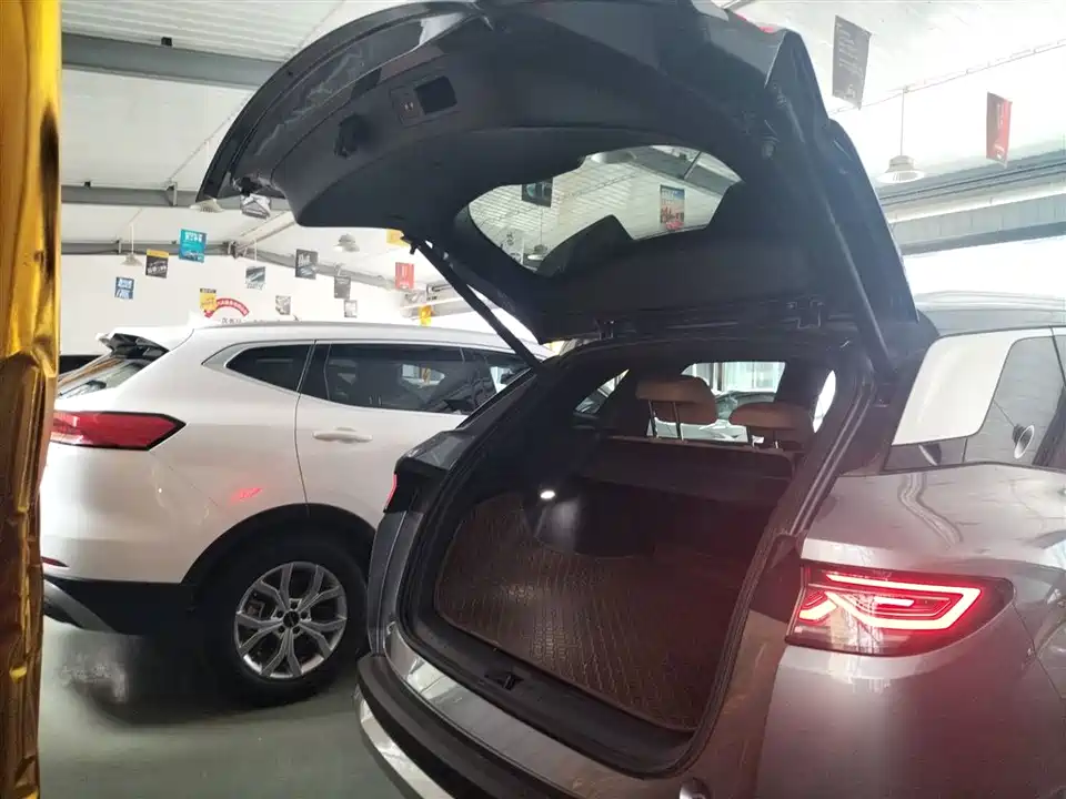 BYD Song L DM-i