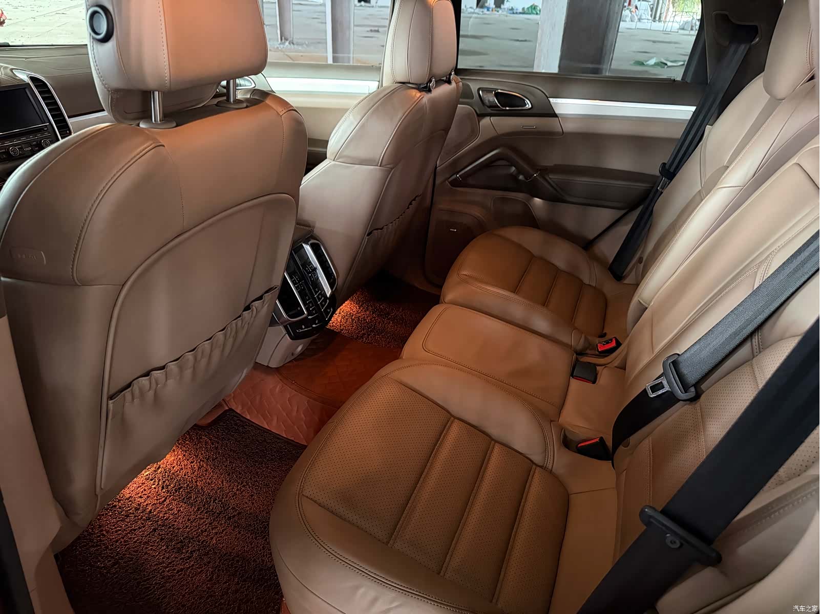Porsche Cayenne, 2013 8