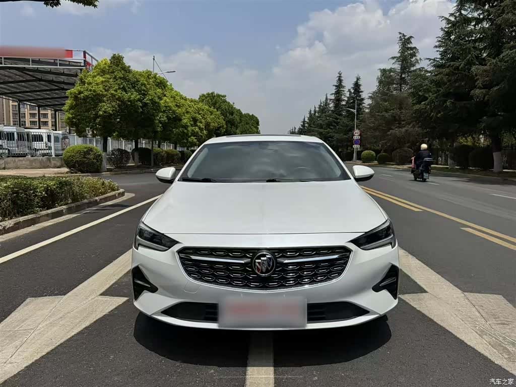 Buick Regal, 2023 3