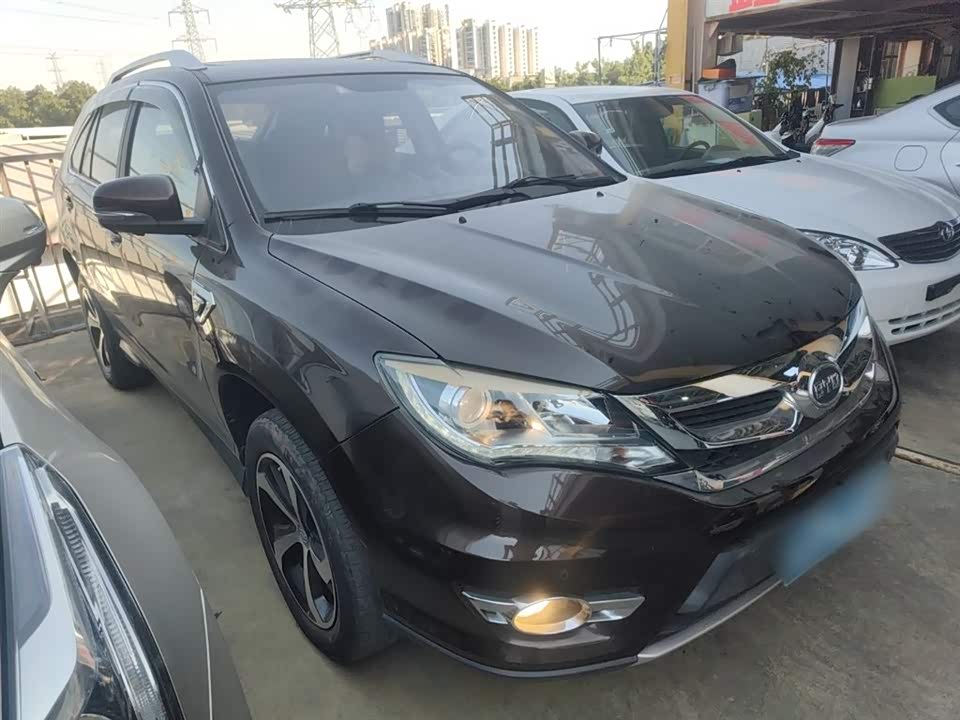 BYD S7