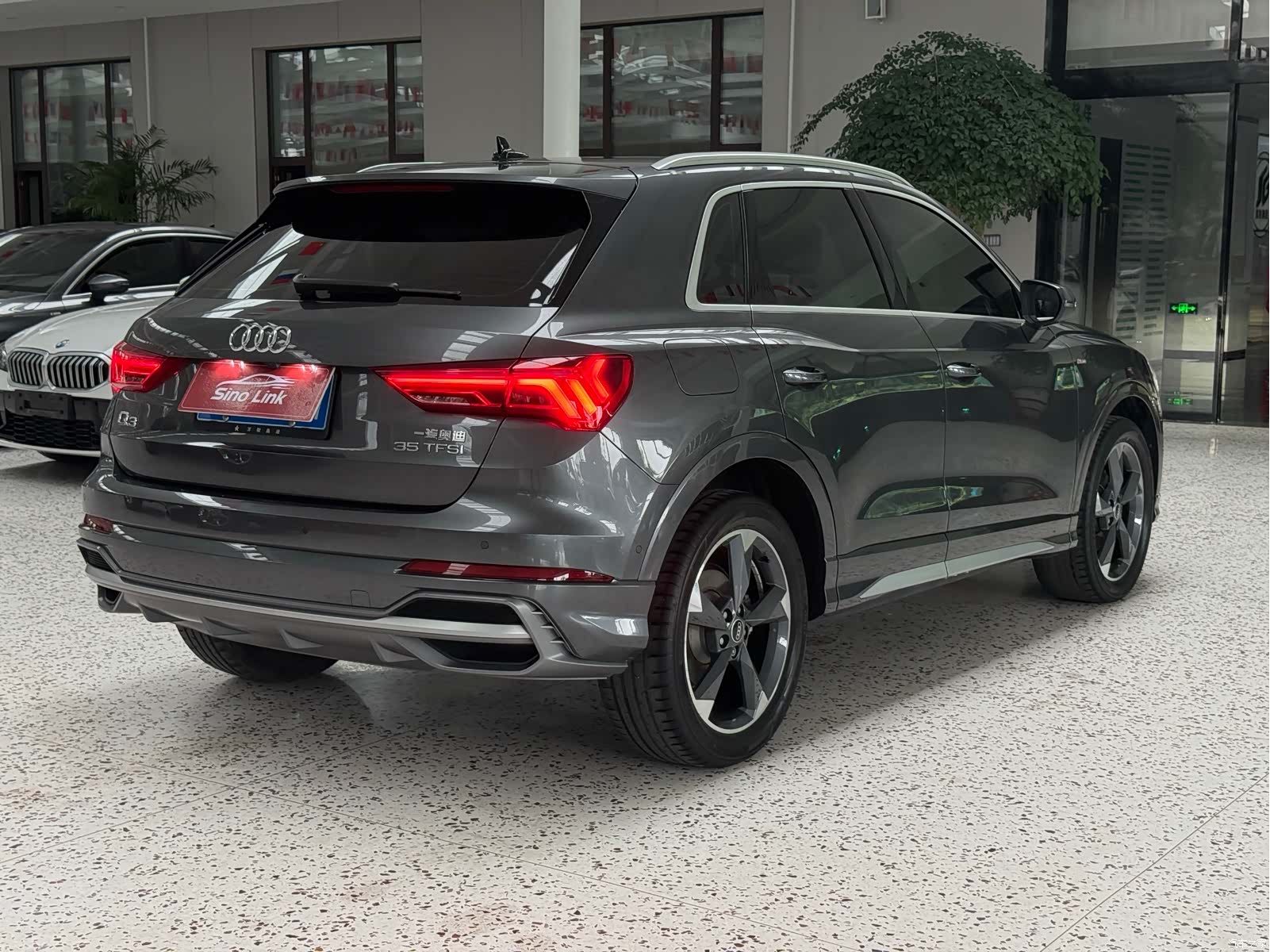 Audi Q3, 2022 4