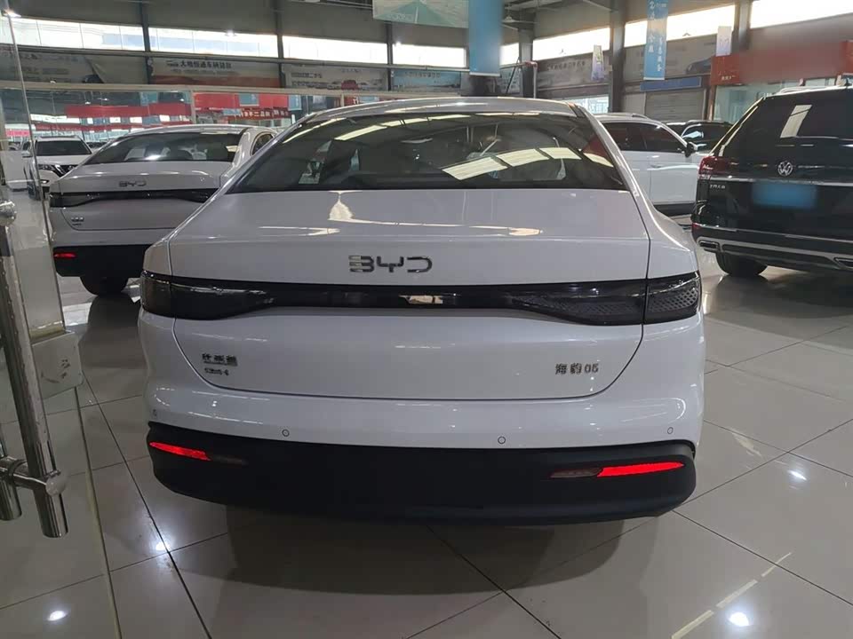 BYD Seal 05 DM-i
