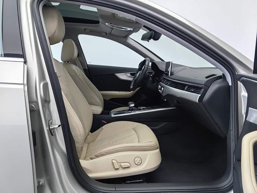 Audi A4L 2017, фото 23