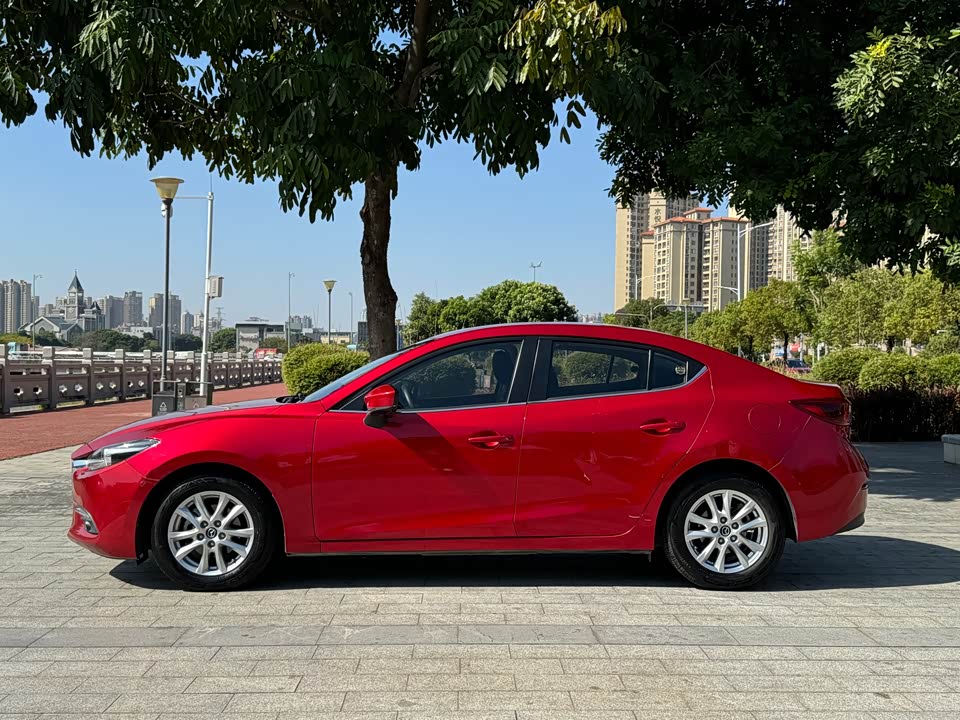 Mazda 3 Angkesaila