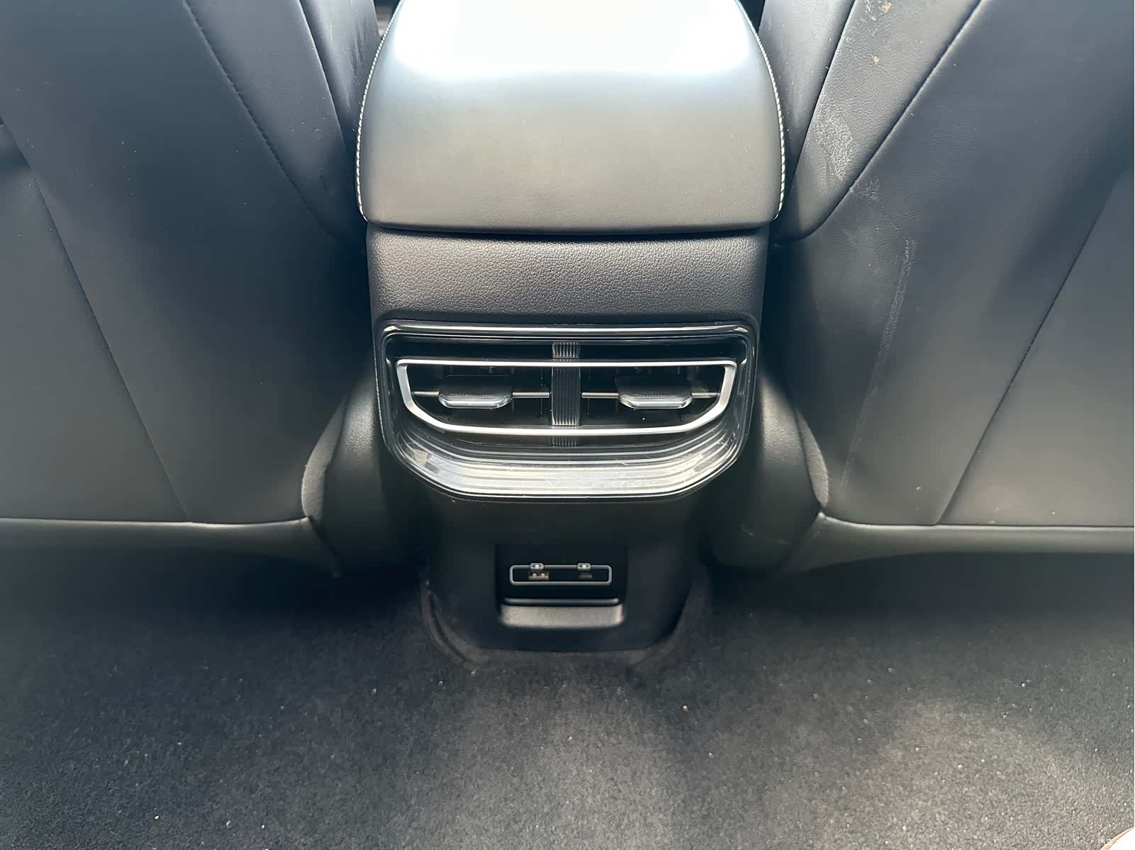 Xpeng P5, 2022 17