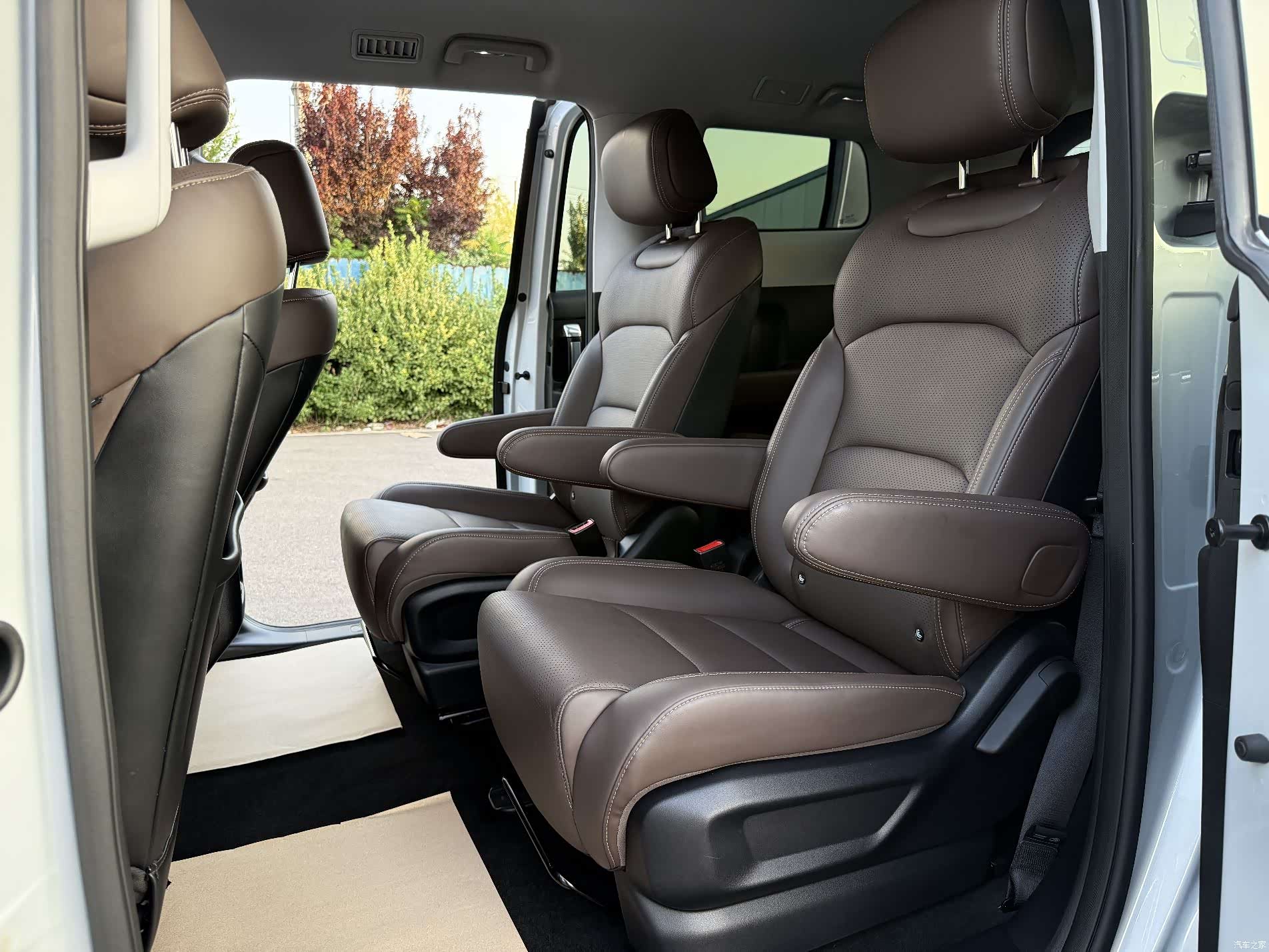 Wuling 730, 2025 12