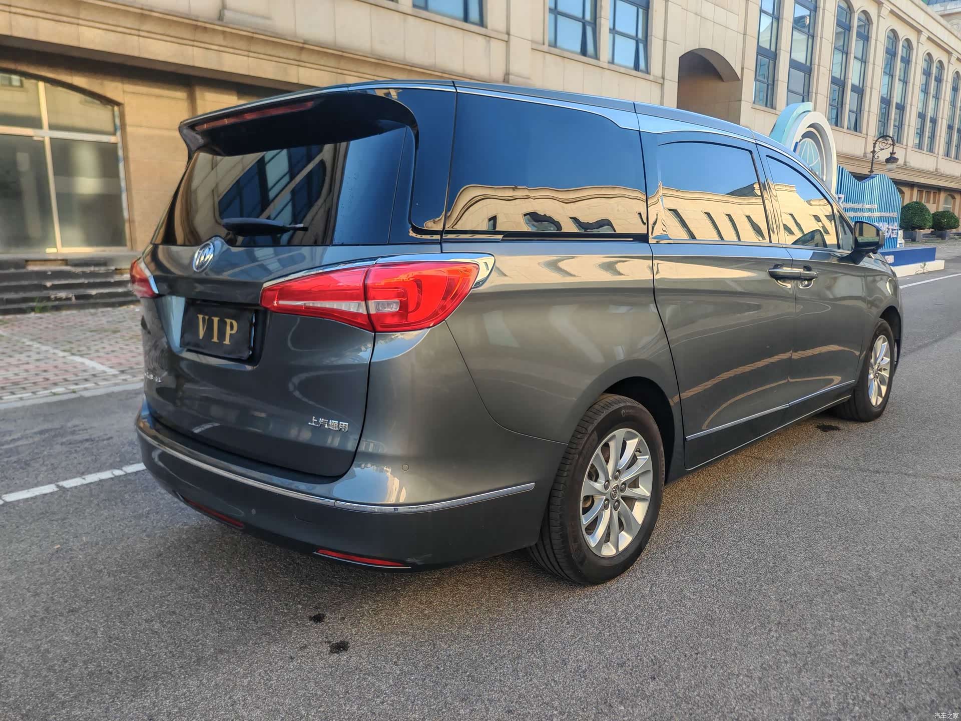 Buick GL8, 2020 18