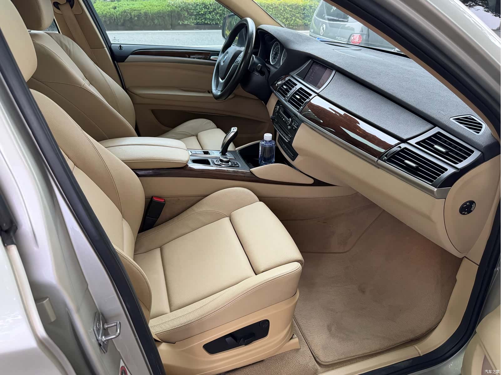BMW X6, 2011 7