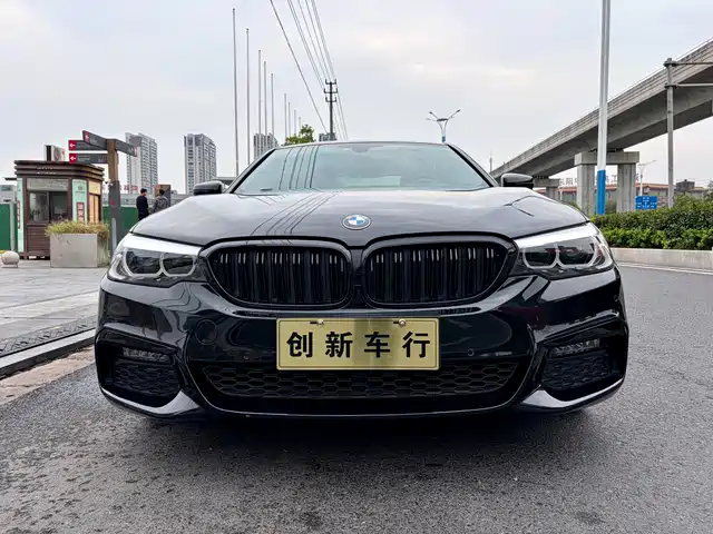 BMW 5 Series 2019 — купить из Китая под заказ
