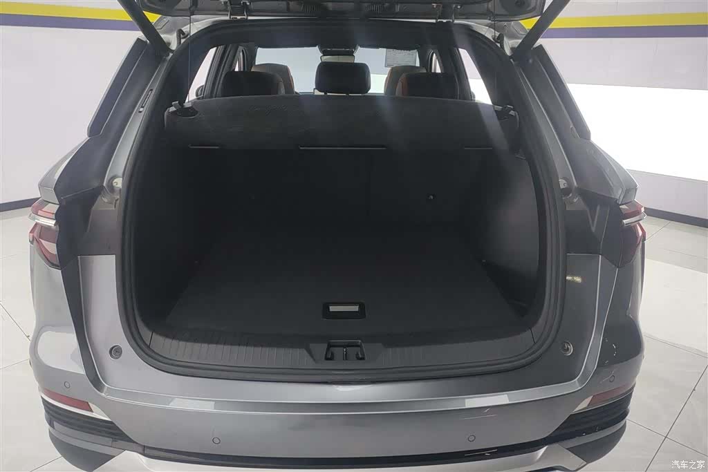 BYD Song, 2022 4