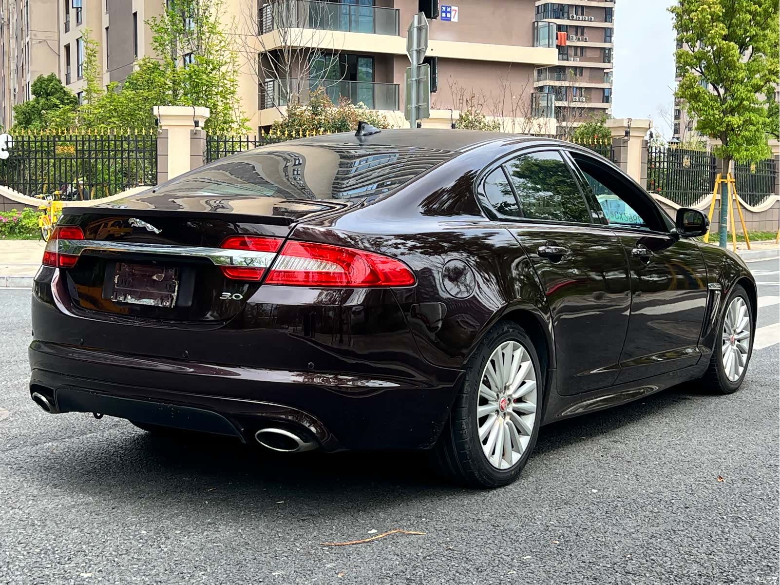 Jaguar XF, 2015 все фото