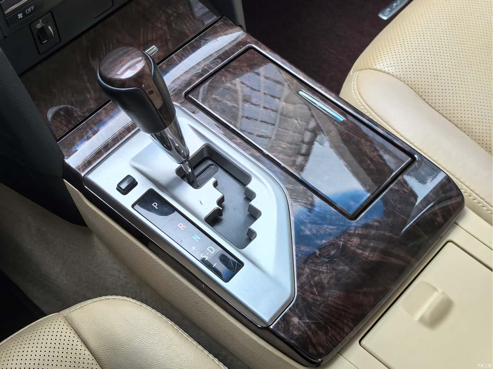 Toyota Camry, 2015 3