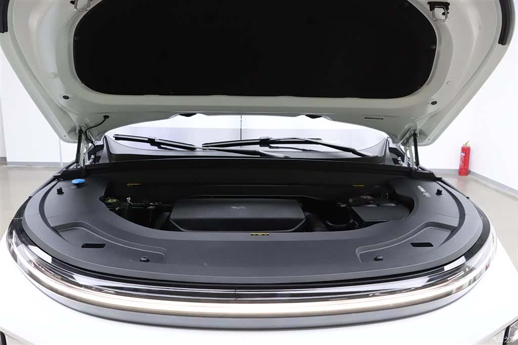 Li Auto L7, 2025 28