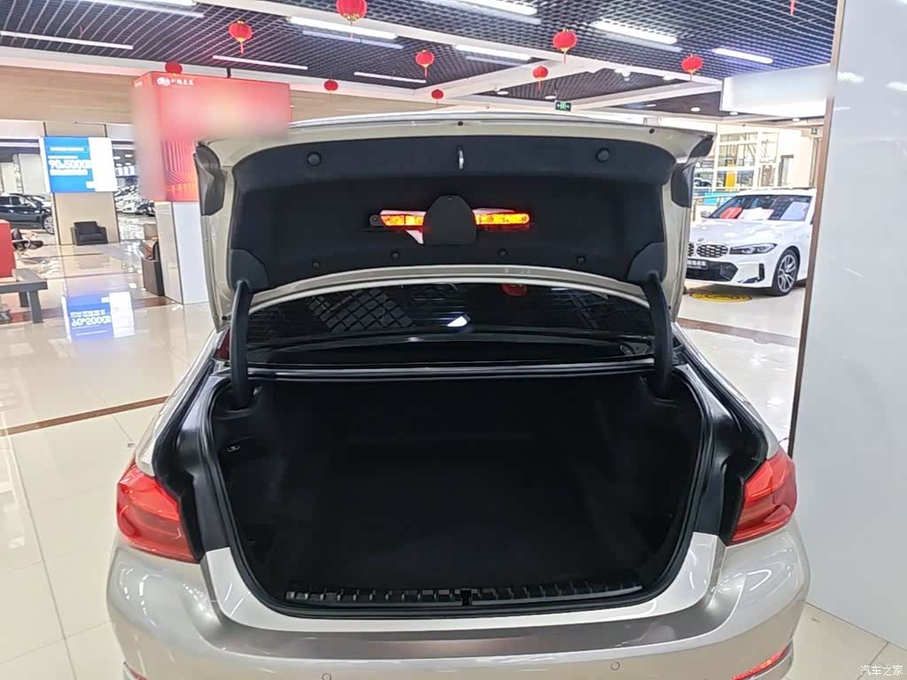 BMW 5 Series, 2017 19