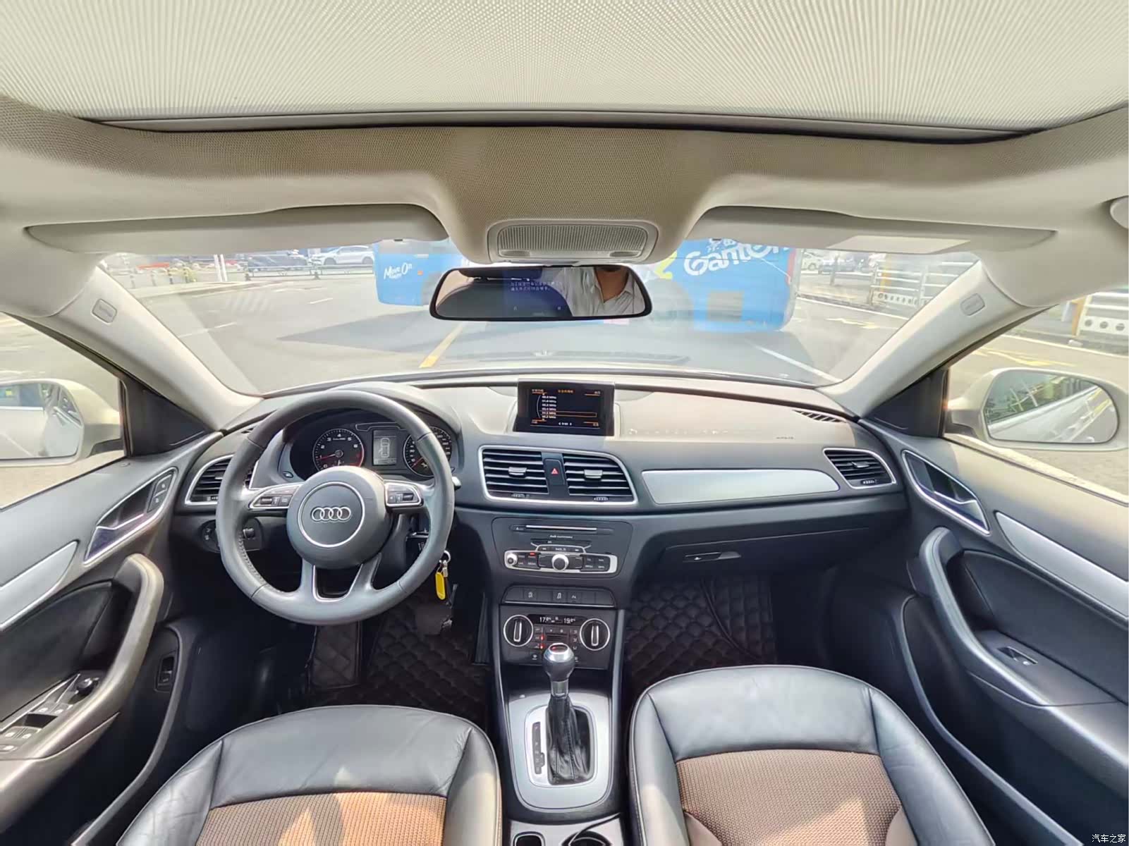 Audi Q3, 2019 все фото